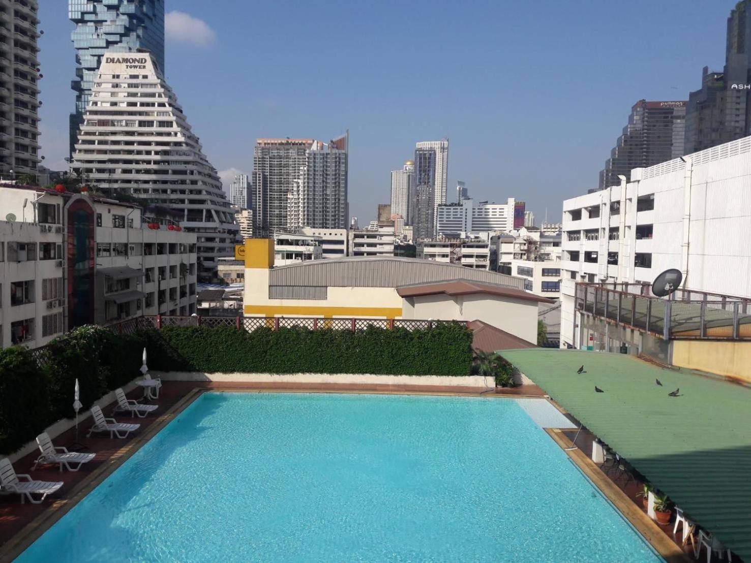 Panoramic City View Room At Silom Bangkok Exterior foto